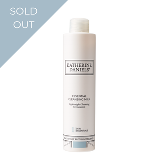 Essential Cleansing Milk Refill